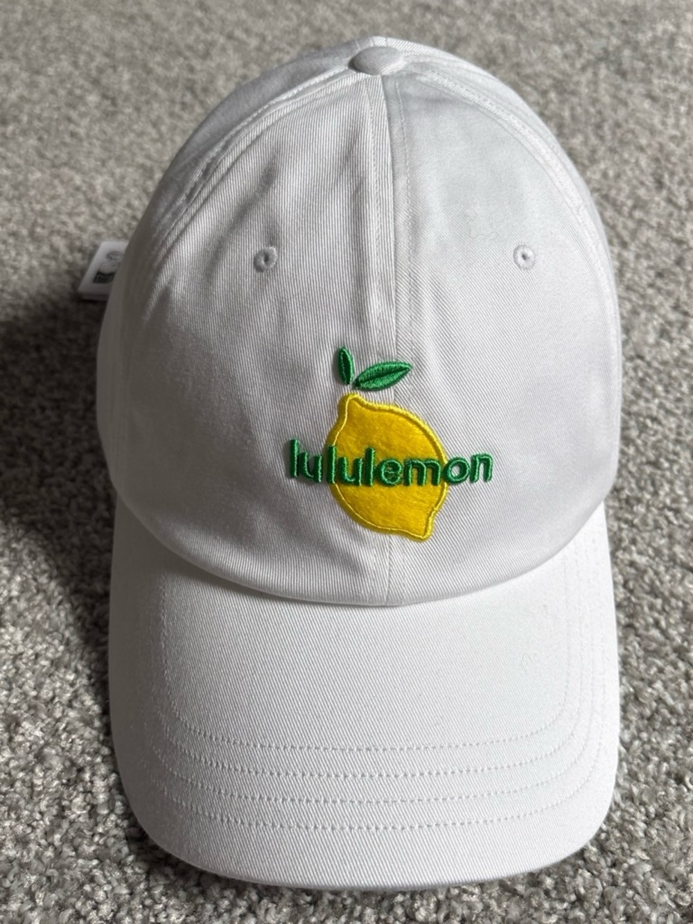 NWT Lululemon Classic Unisex Ball Cap White Lemon Yellow Green Logo Size L/XL